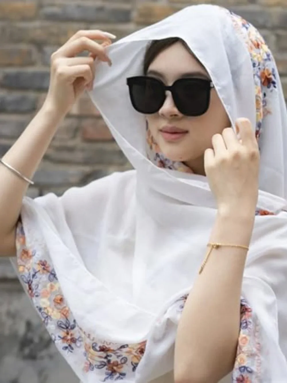 Ethnic Floral Embroidered Shawl Wrap Lightweight Sun Protection Beach Scarf
